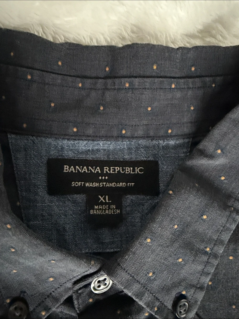 Banana Republic Button Down Shirt | Soft Wash/Standard Fit | Navy Dot | Men’s XL